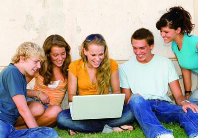 诺里奇焕发斗志，时刻保级期盼